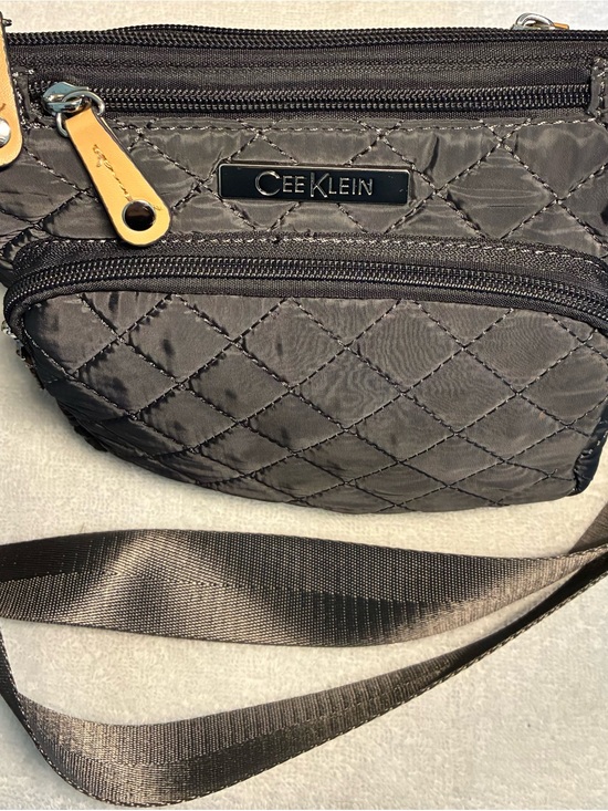 Cee Klein Handbags - Cee Klein Quilted Crossbody Bag in Deep Green,Adjustable Strap